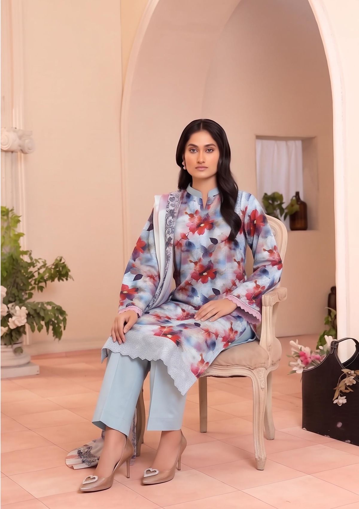3 Piece - Embroidered Lawn - Fantak V177 - 04