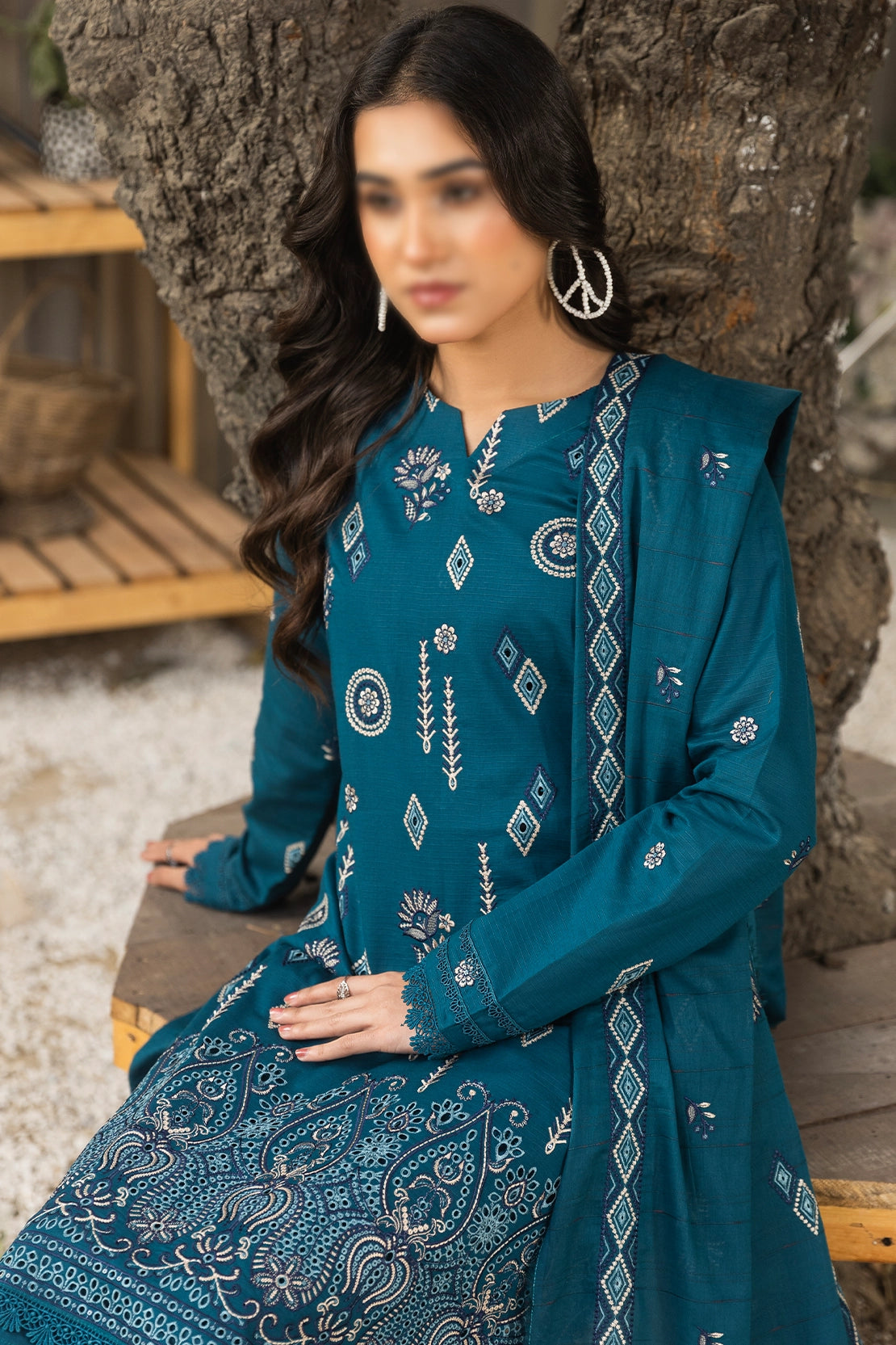 3 Piece - Embroidered Doriya Lawn - Peach 106