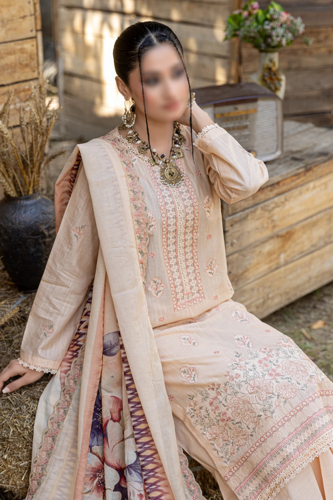 3 Piece - Embroidered Lawn - Andaz 105