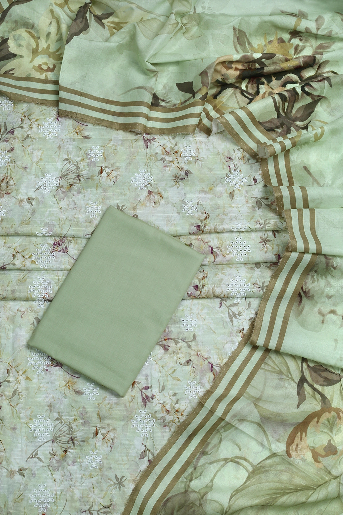 3 Piece - Embroidered Lawn - D1610