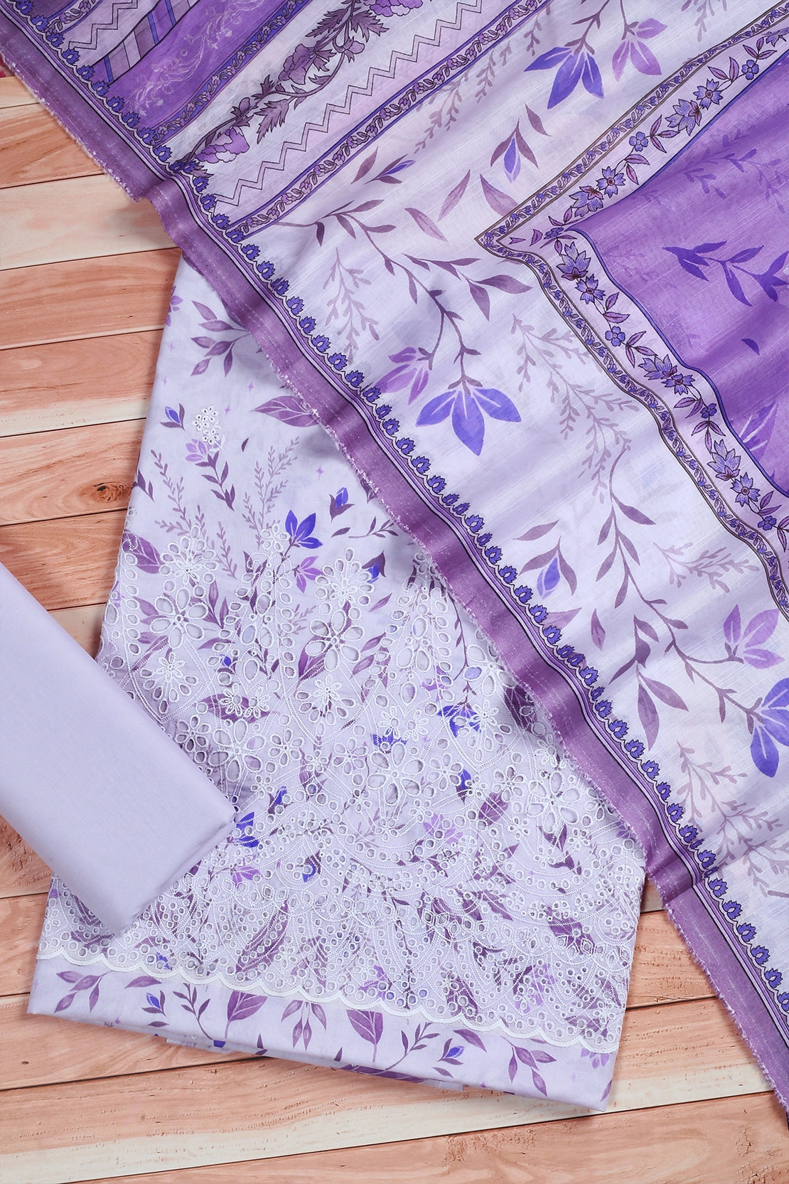 3 Piece - Embroidered Lawn - F60 - D3606