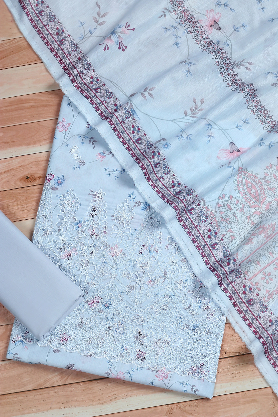 3 Piece - Embroidered Lawn - F60 - D3608