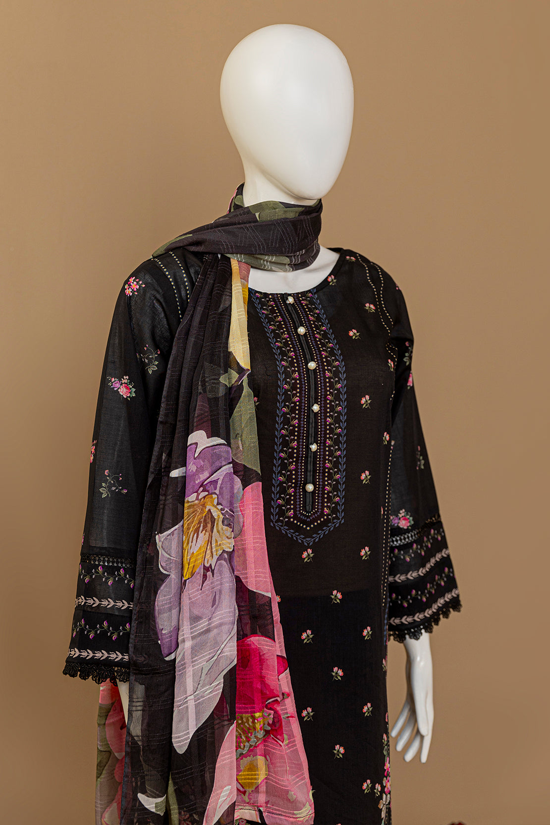 3 Piece - Digitally Printed Lawn - D903