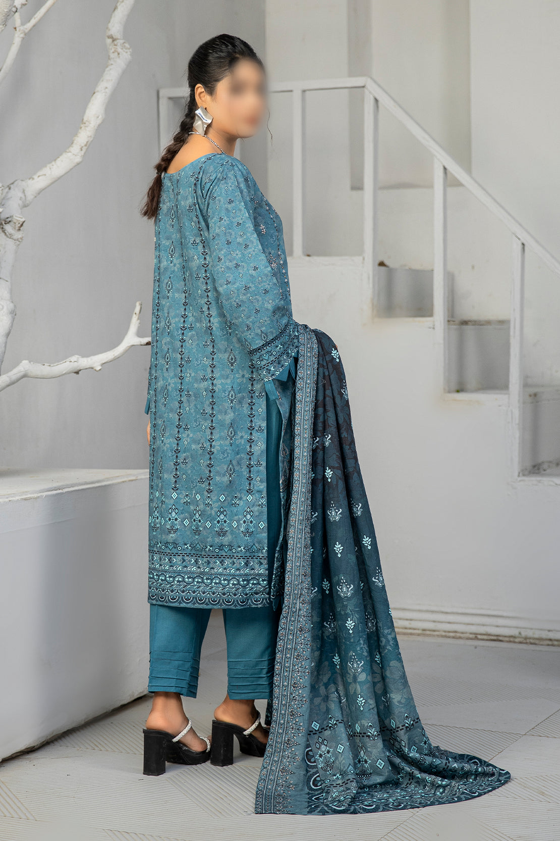 3 Piece - Embroidered Khaddar - Dastak 207