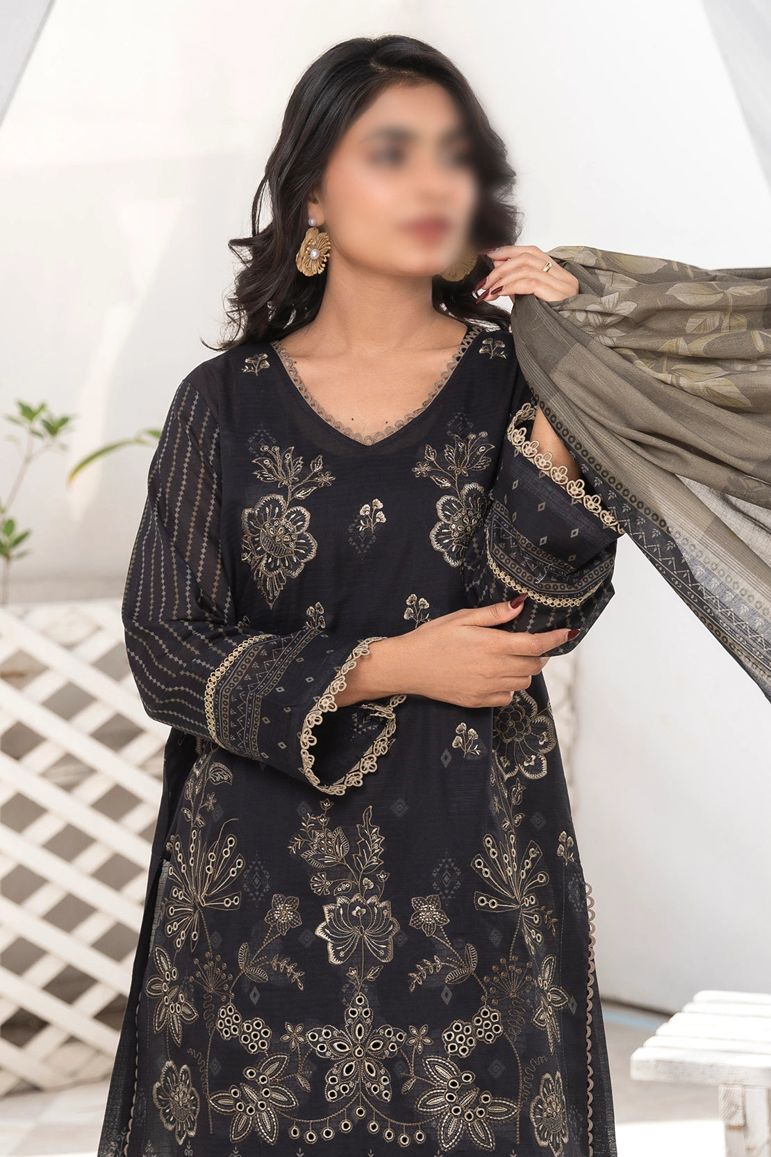 3 Piece - Embroidered Lawn - Jasmine 803