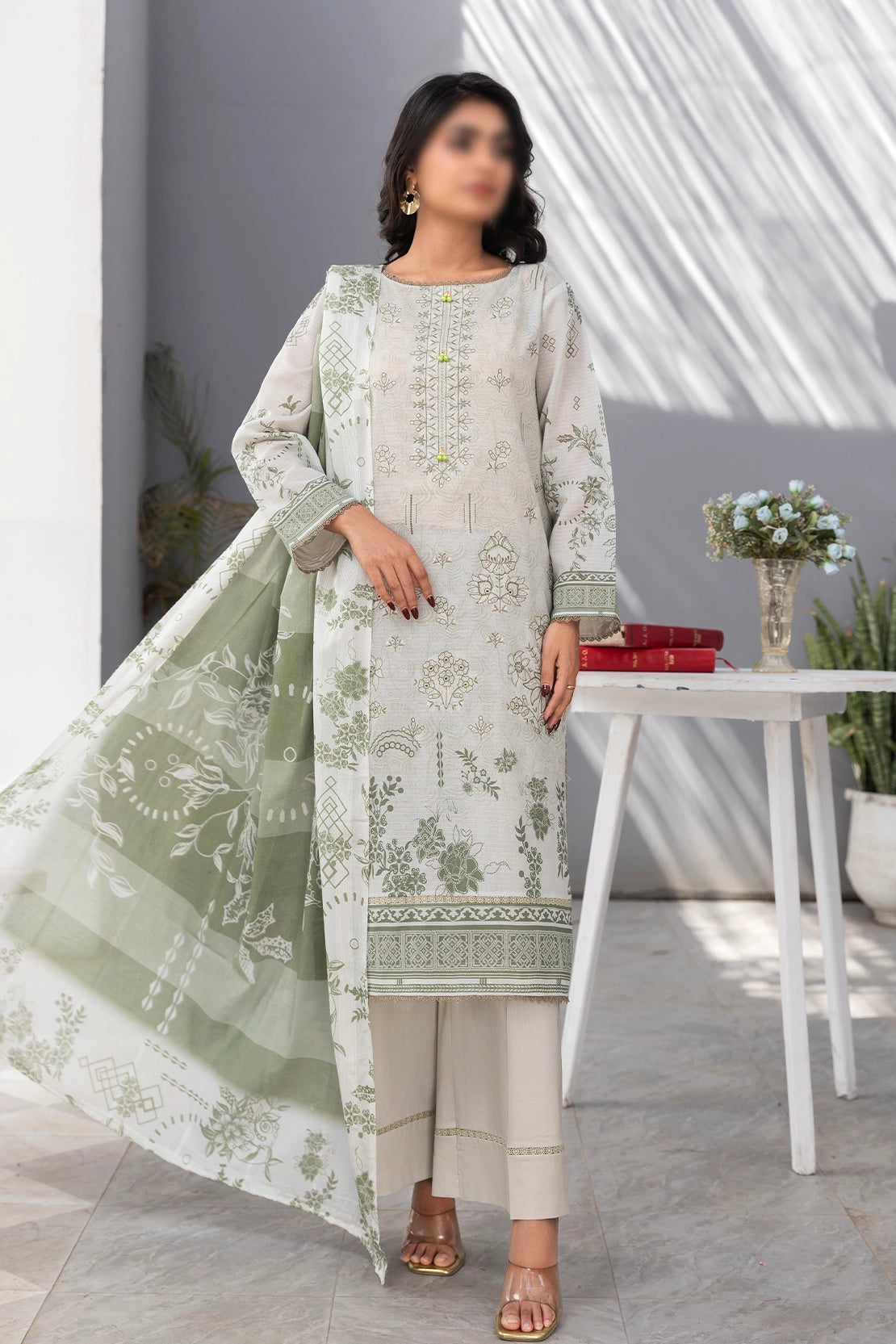 3 Piece - Embroidered Lawn - Jasmine 805
