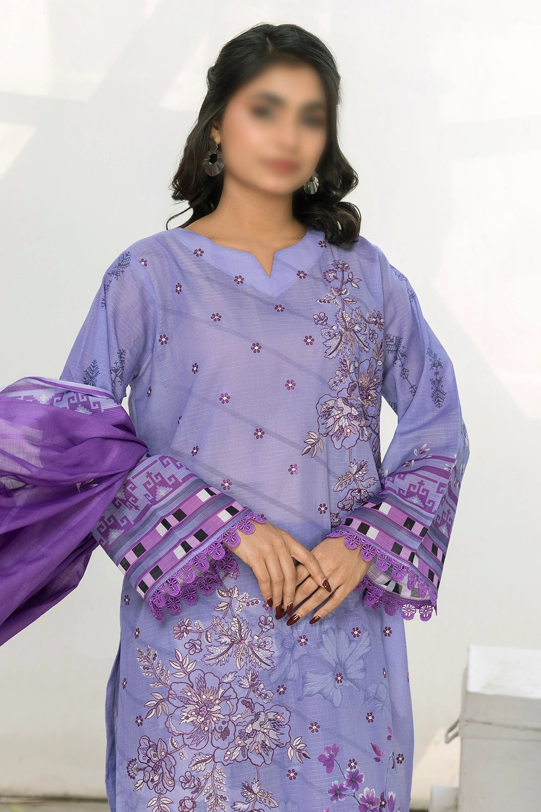3 Piece - Embroidered Lawn - Jasmine 809