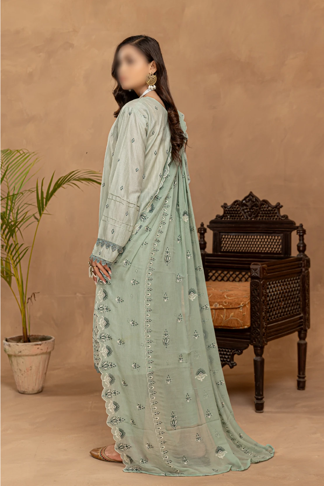 3 Piece - Embroidered Lawn - Nikhar 102