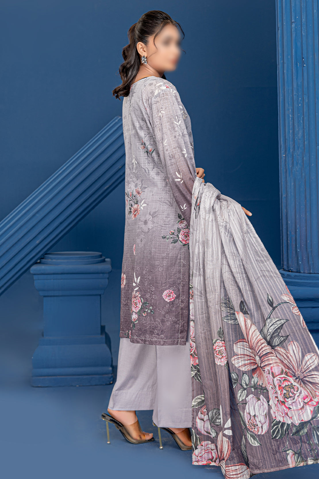 3 Piece - Embroidered Lawn - Riwayat 210