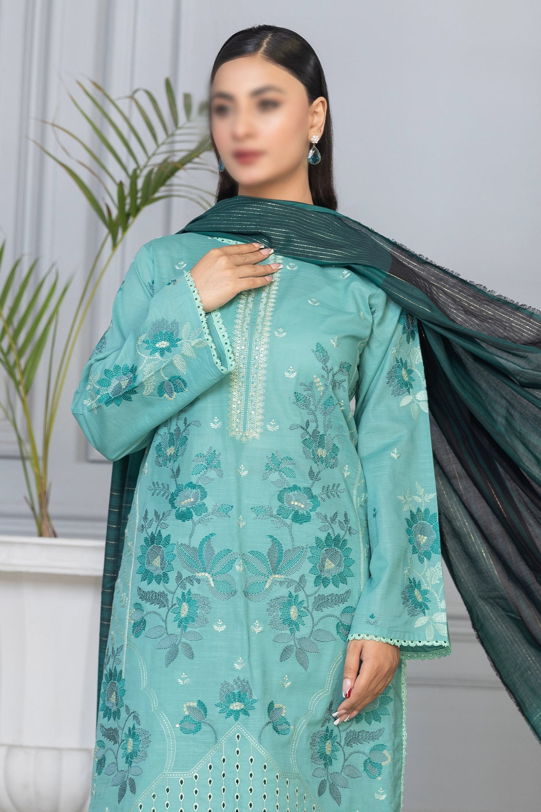 3 Piece - Embroidered Lawn - Roshni 101