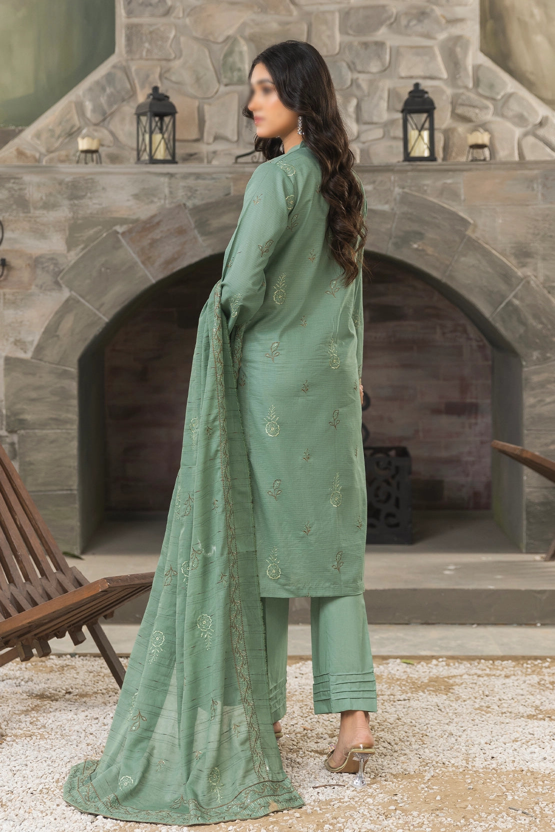 3 Piece - Embroidered Doriya Lawn - Peach 102