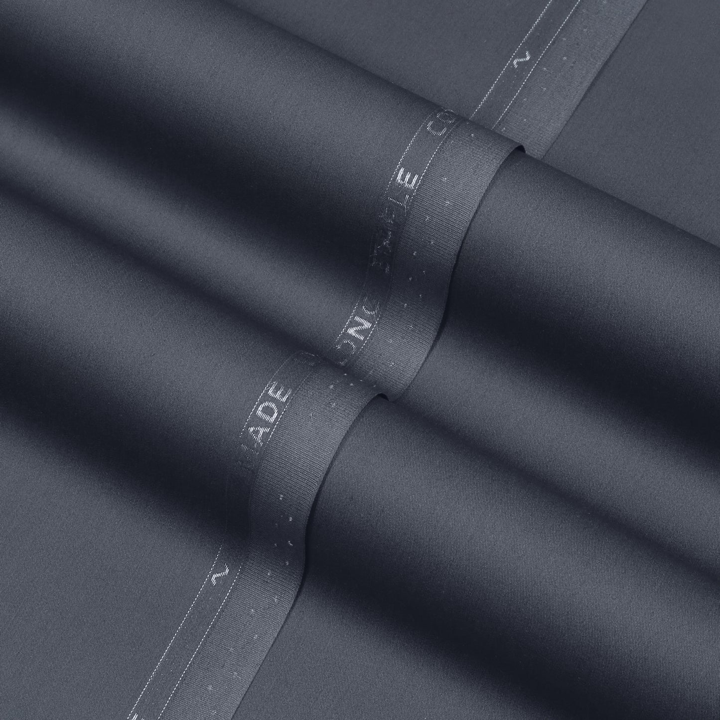 MEN UNSTITCHED - FINE COTTON - PLATINUM - D19