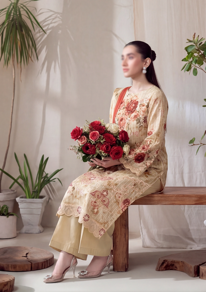 3 Piece - Embroidered Lawn - Fantak V303 - 05