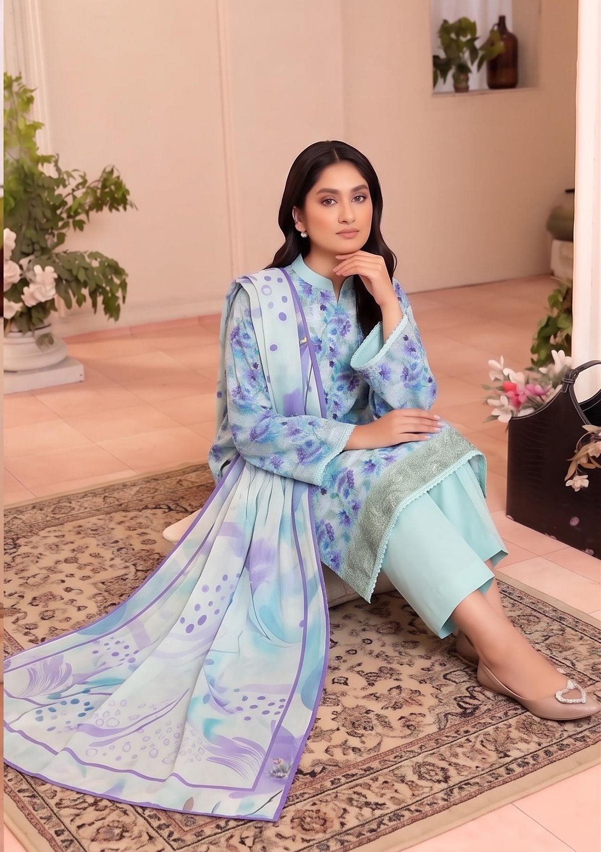 3 Piece - Embroidered Lawn - Fantak V177 - 09