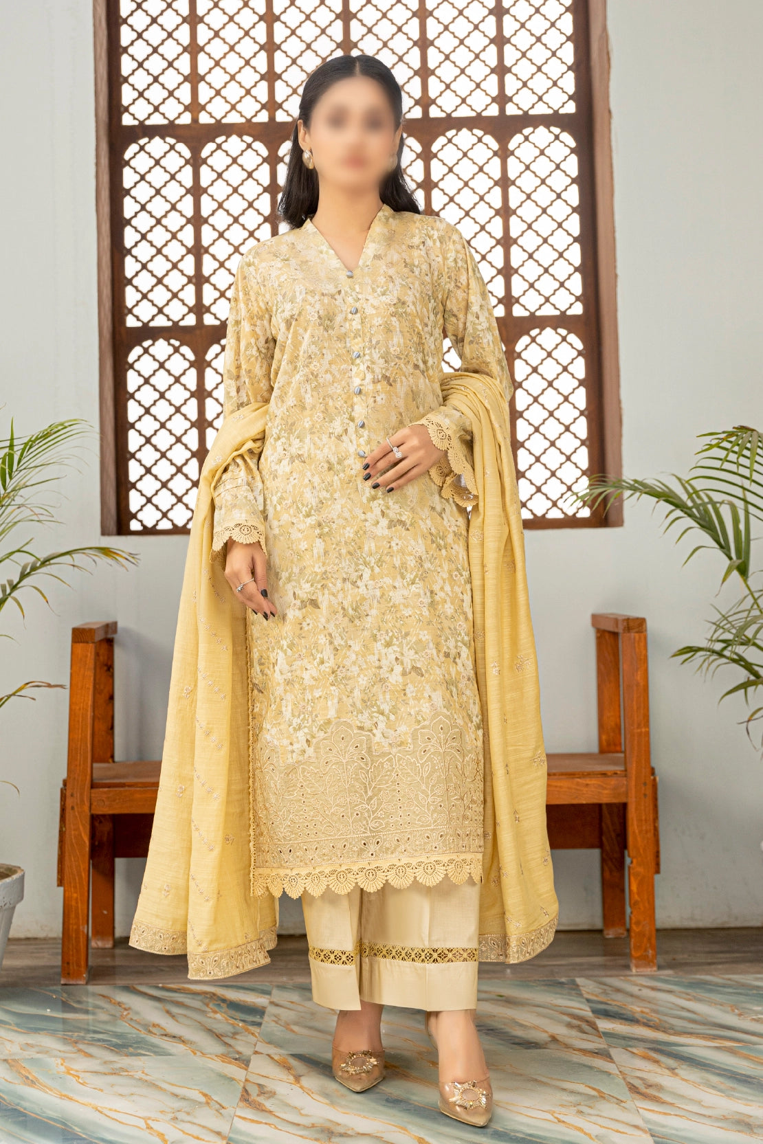 3 Piece - Embroidered Lawn - Aleen 105