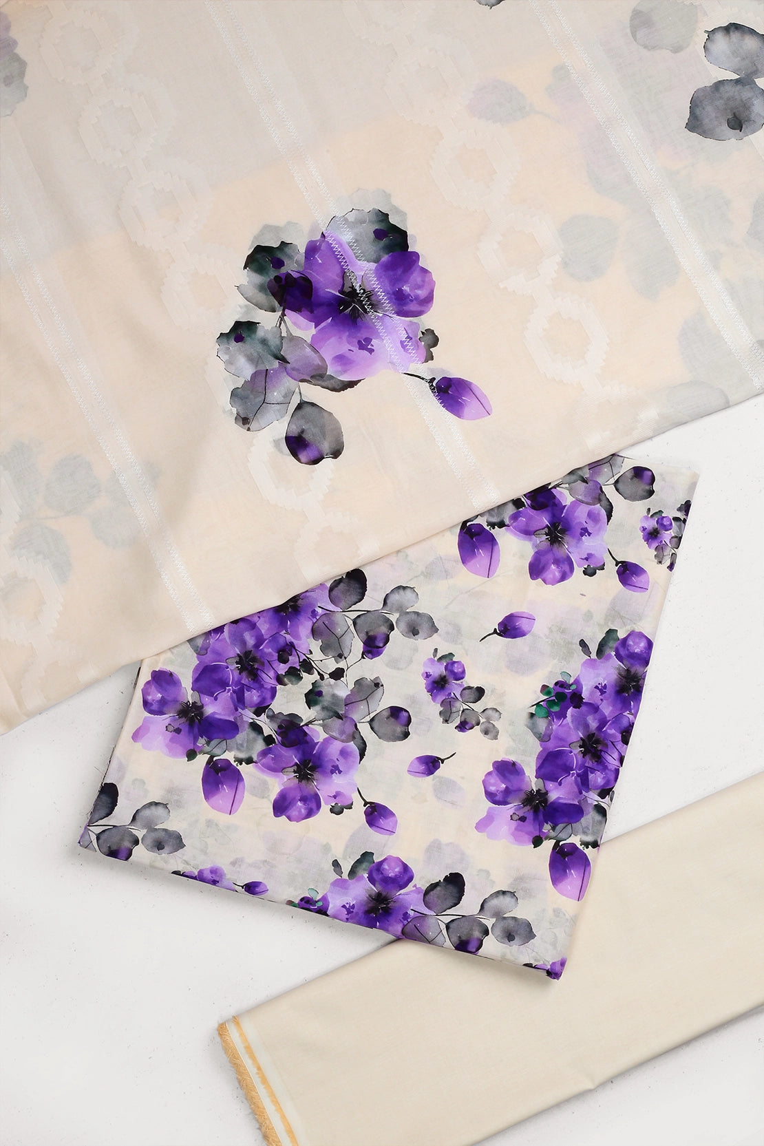 3 Piece - Digitally Printed Lawn - F26 - D2802