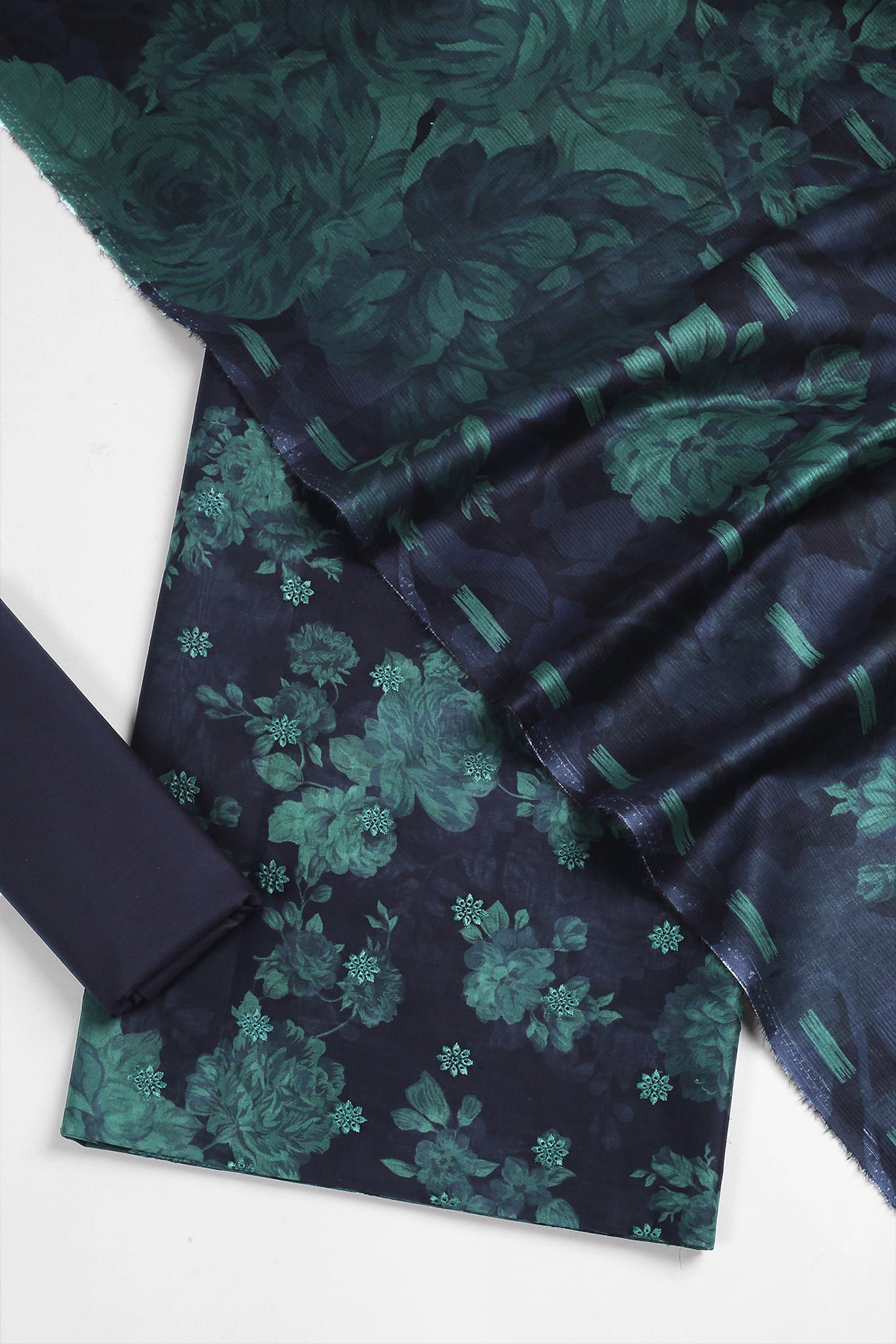 3 Piece - Embroidered Lawn - F40 - D2904