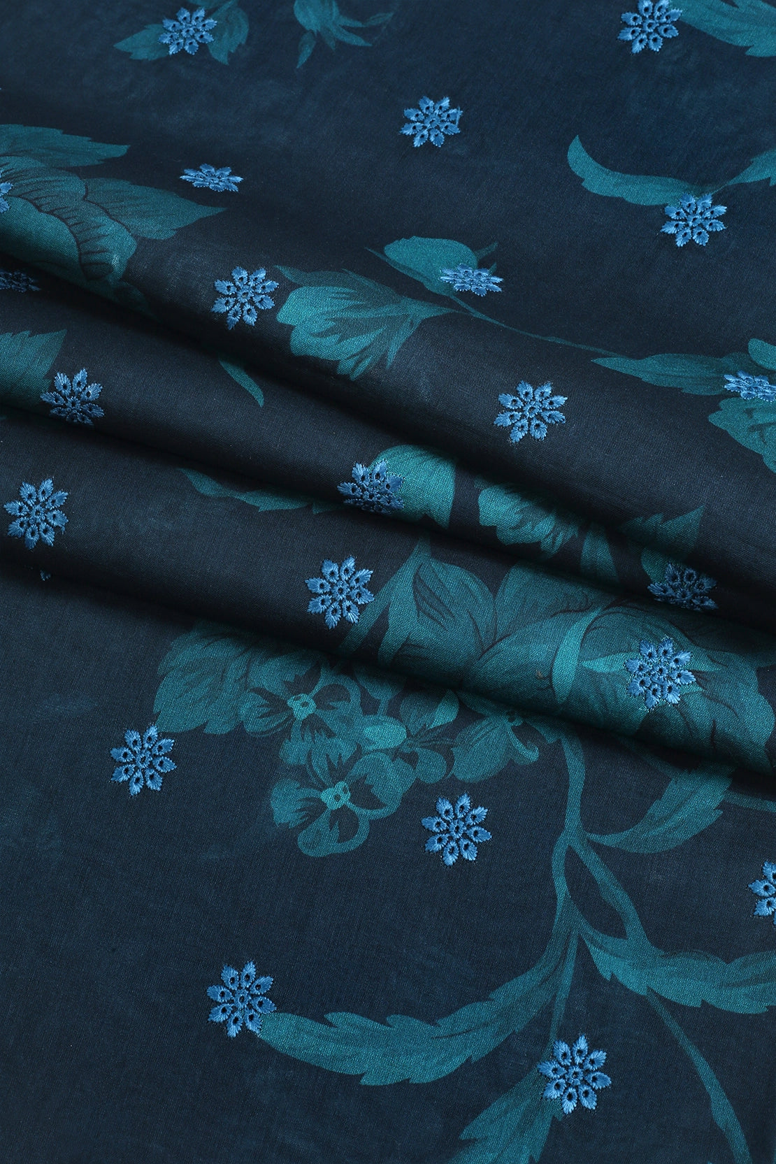 3 Piece - Embroidered Lawn - F40 - D2906