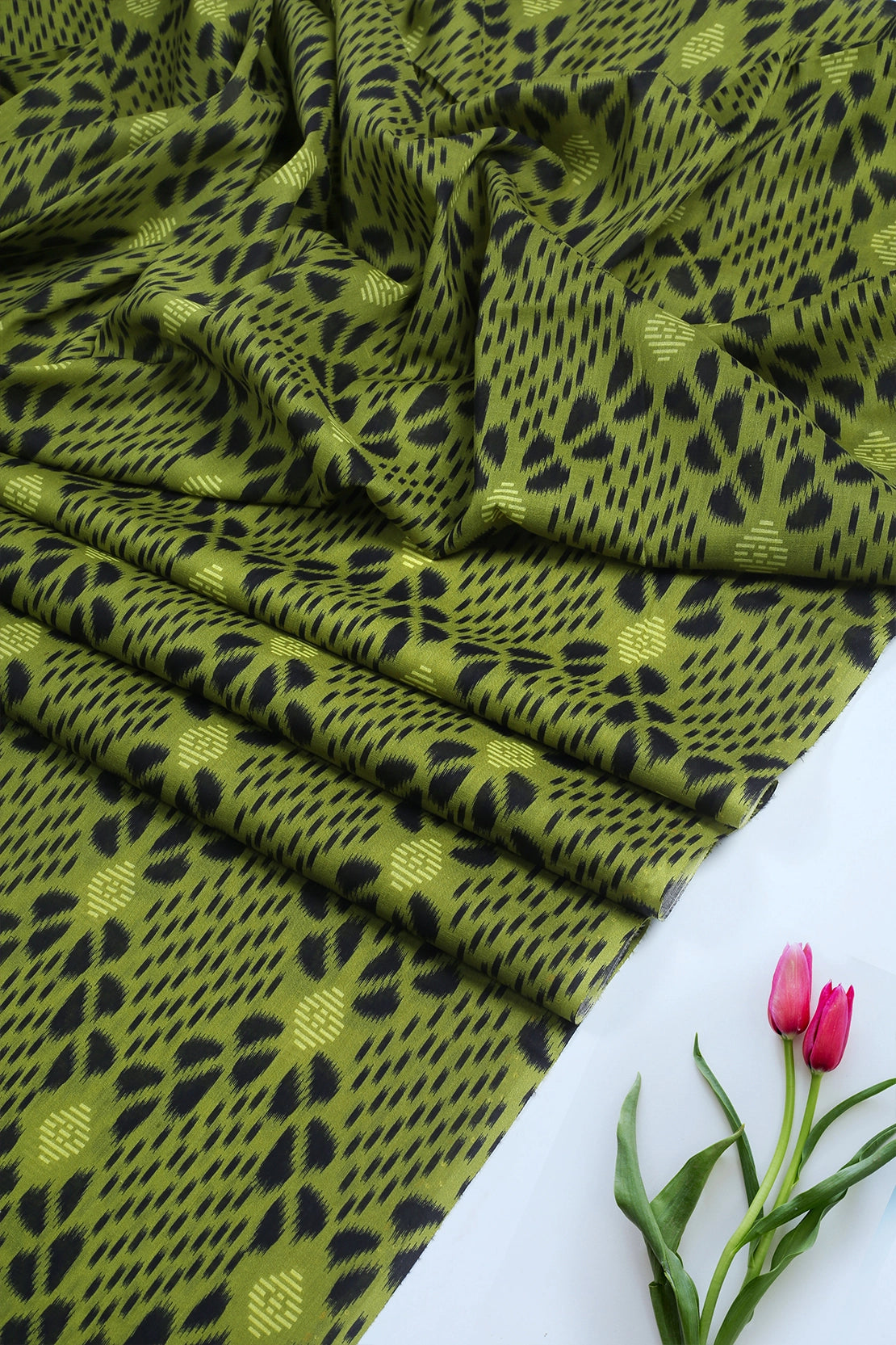 2 Piece - Digitally Printed Lawn - D1212