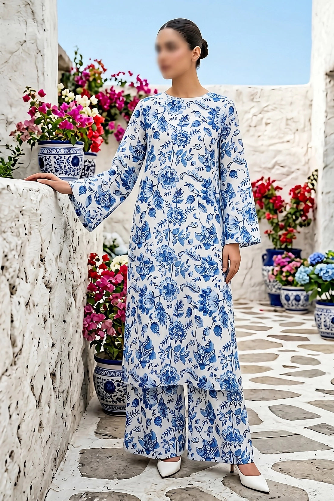 2 Piece - Digitally Printed Lawn - D4711