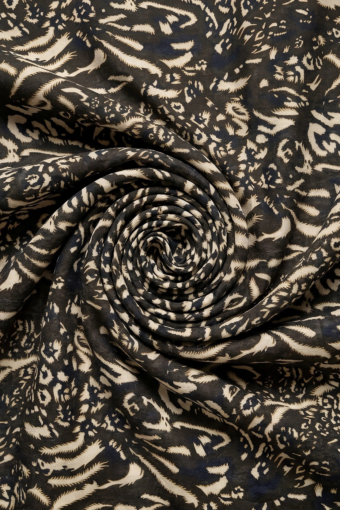 2 Piece - Digitally Printed Lawn - D4703