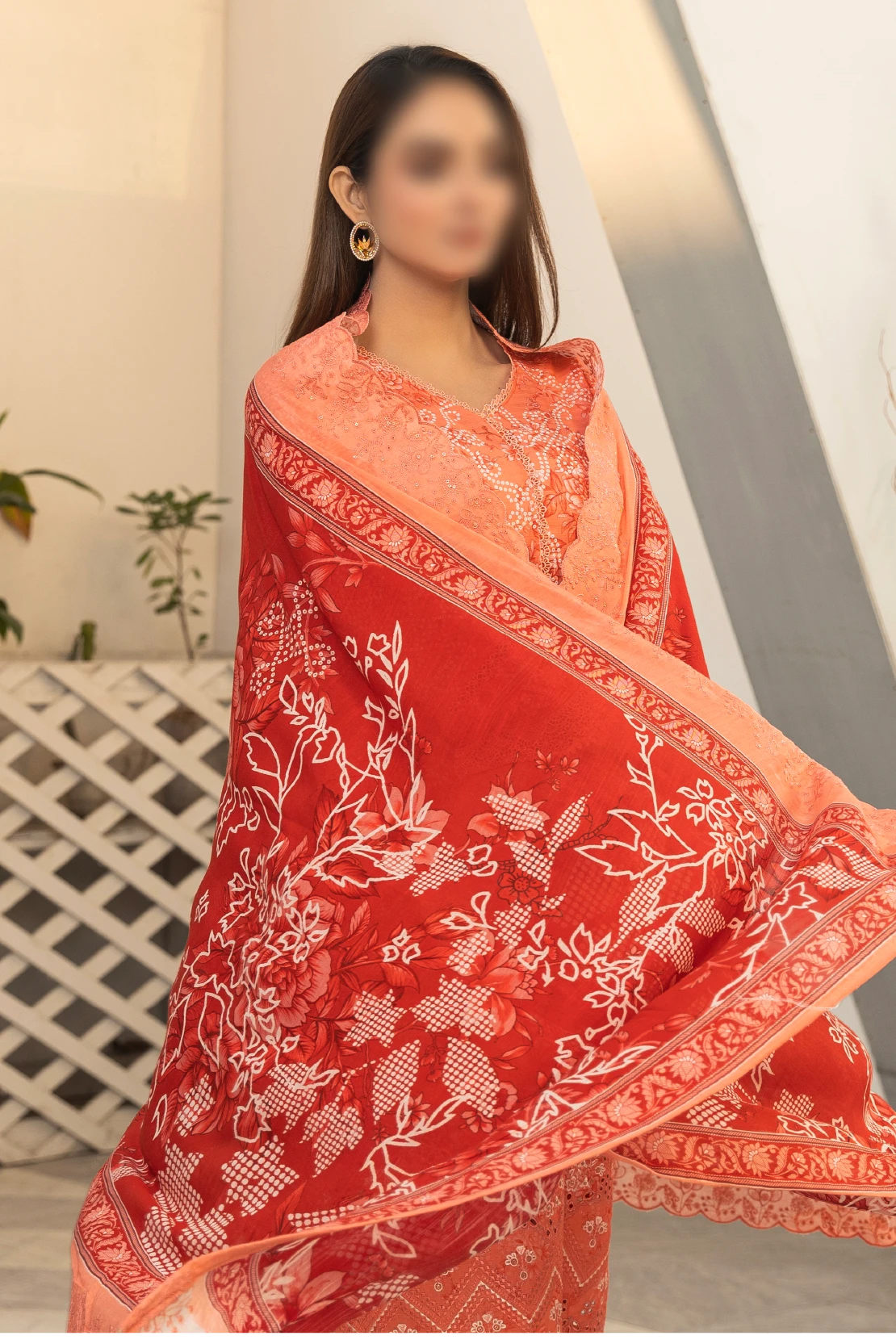 3 Piece - Embroidered Lawn - Dastak 108