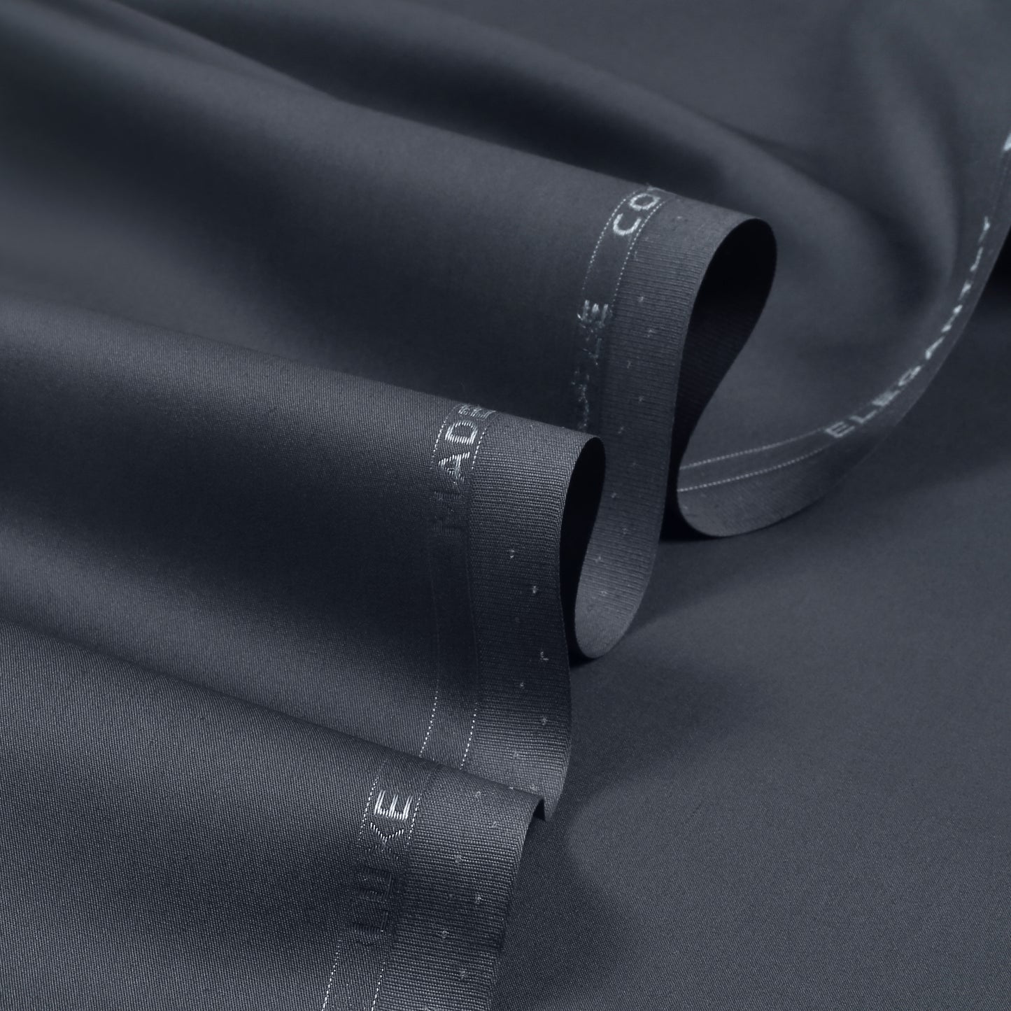 MEN UNSTITCHED - FINE COTTON - PLATINUM - D19
