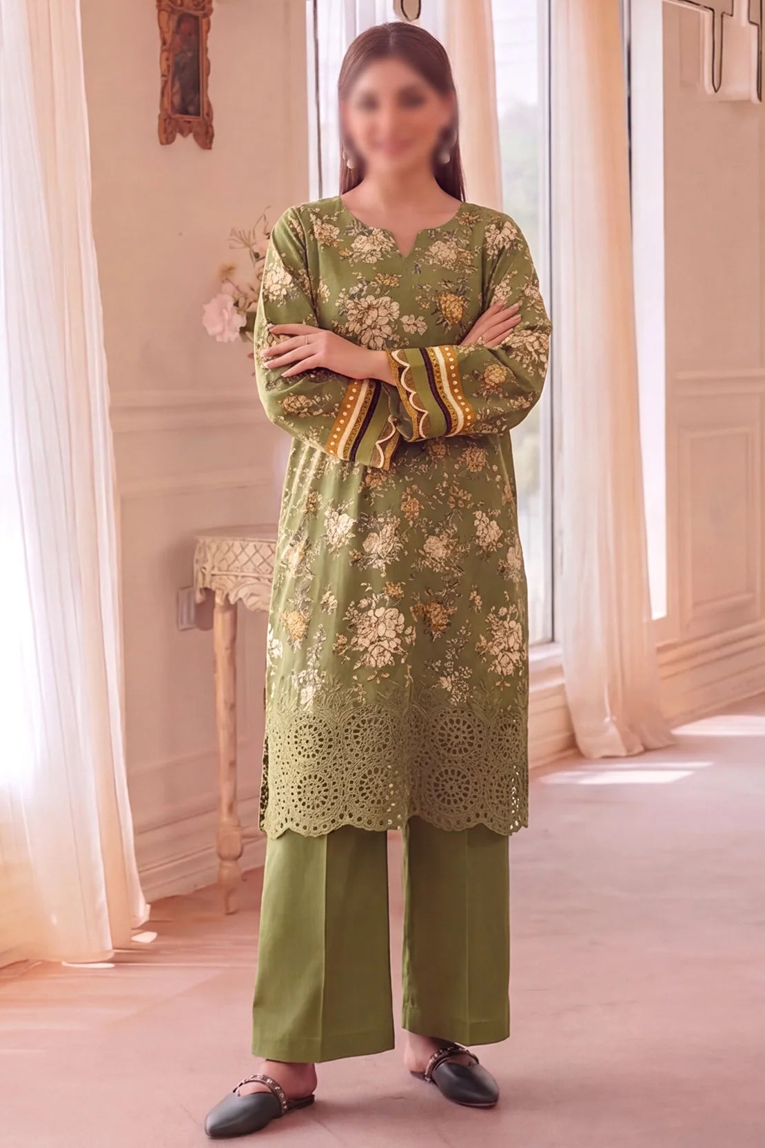 2 Piece - Embroidered Lawn - Fantak 172