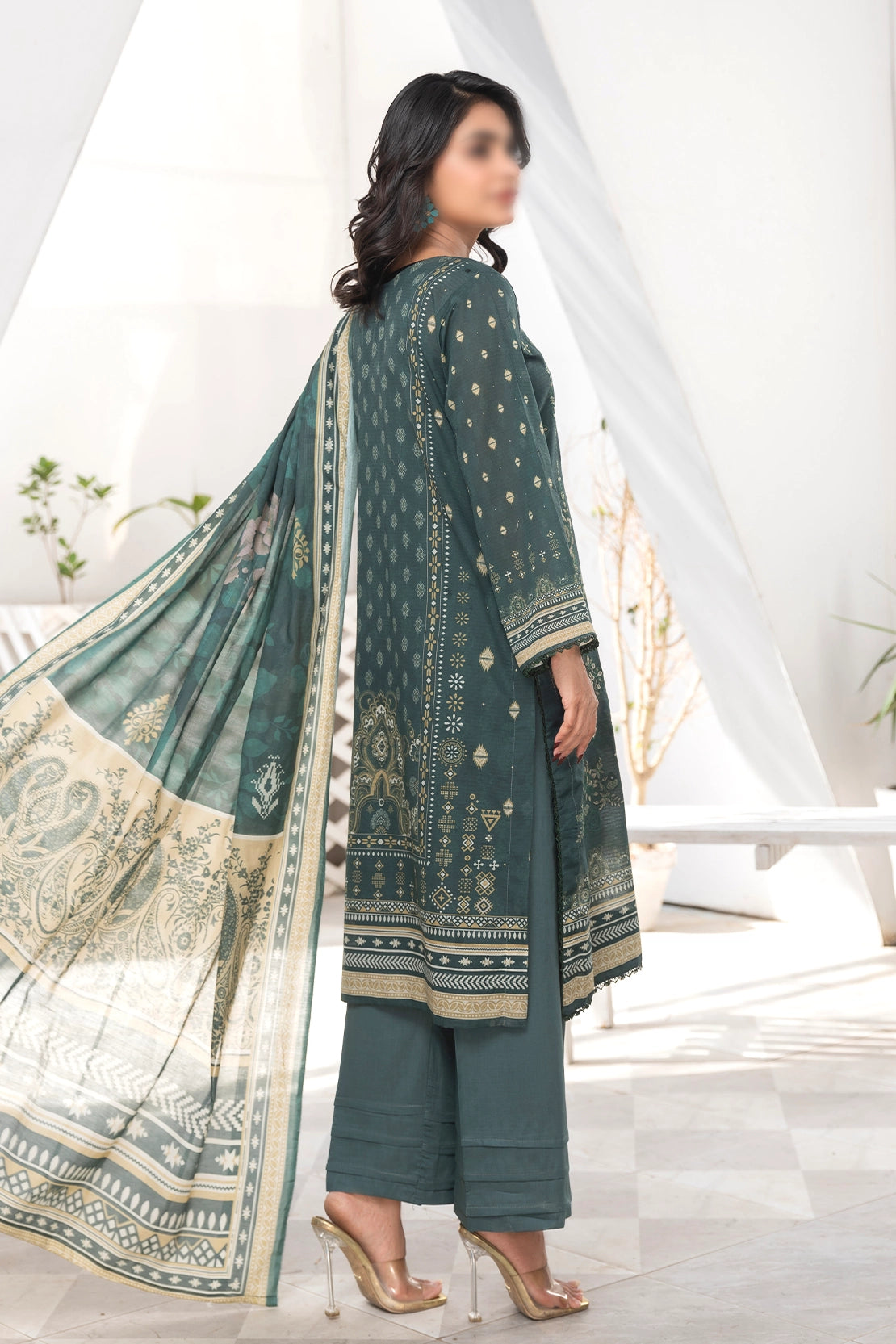 3 Piece - Embroidered Lawn - Jasmine 804