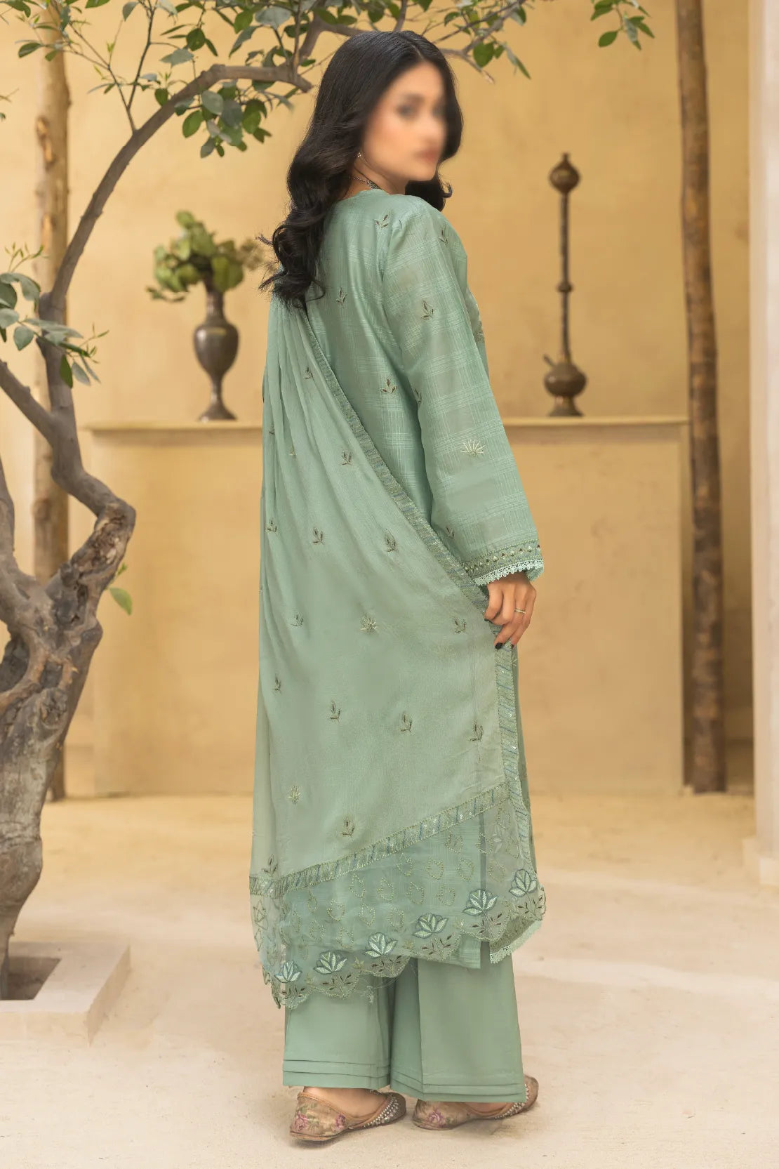 3 Piece - Embroidered Lawn - Nazakat 101