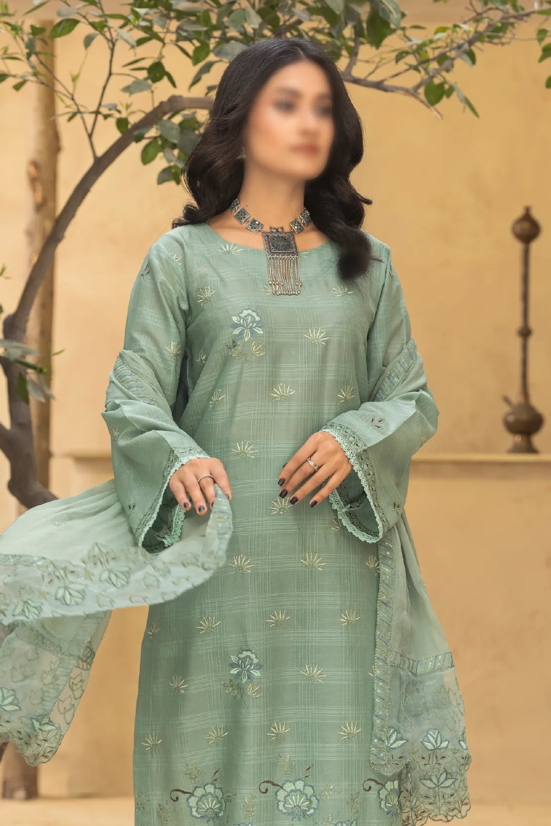 3 Piece - Embroidered Lawn - Nazakat 101