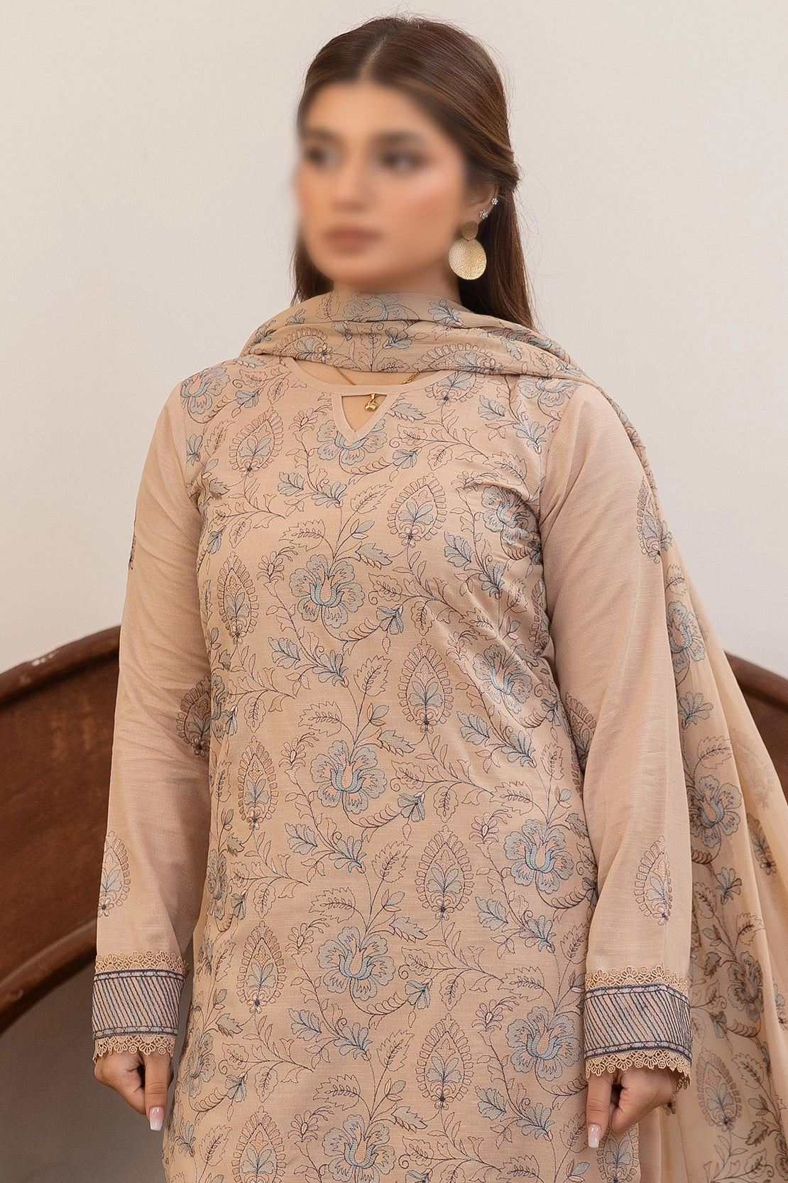 3 Piece - Embroidered Lawn Slub Karandi - Nafees 104