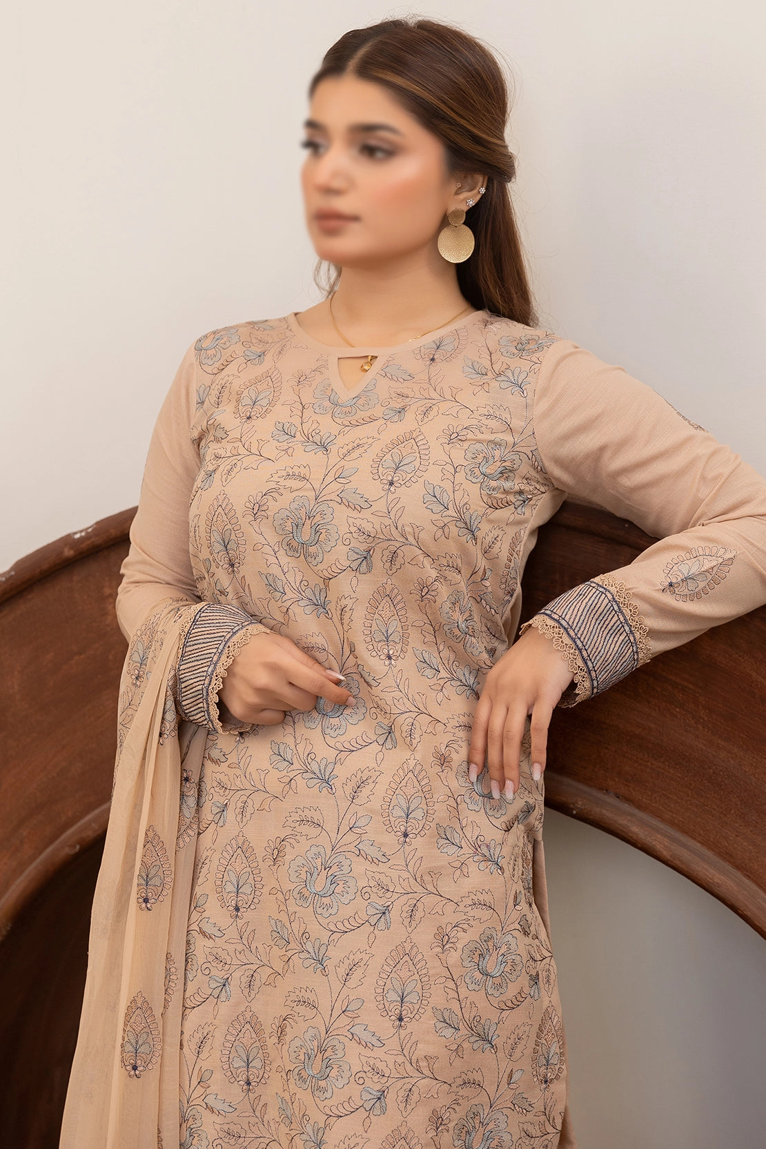 3 Piece - Embroidered Lawn Slub Karandi - Nafees 104