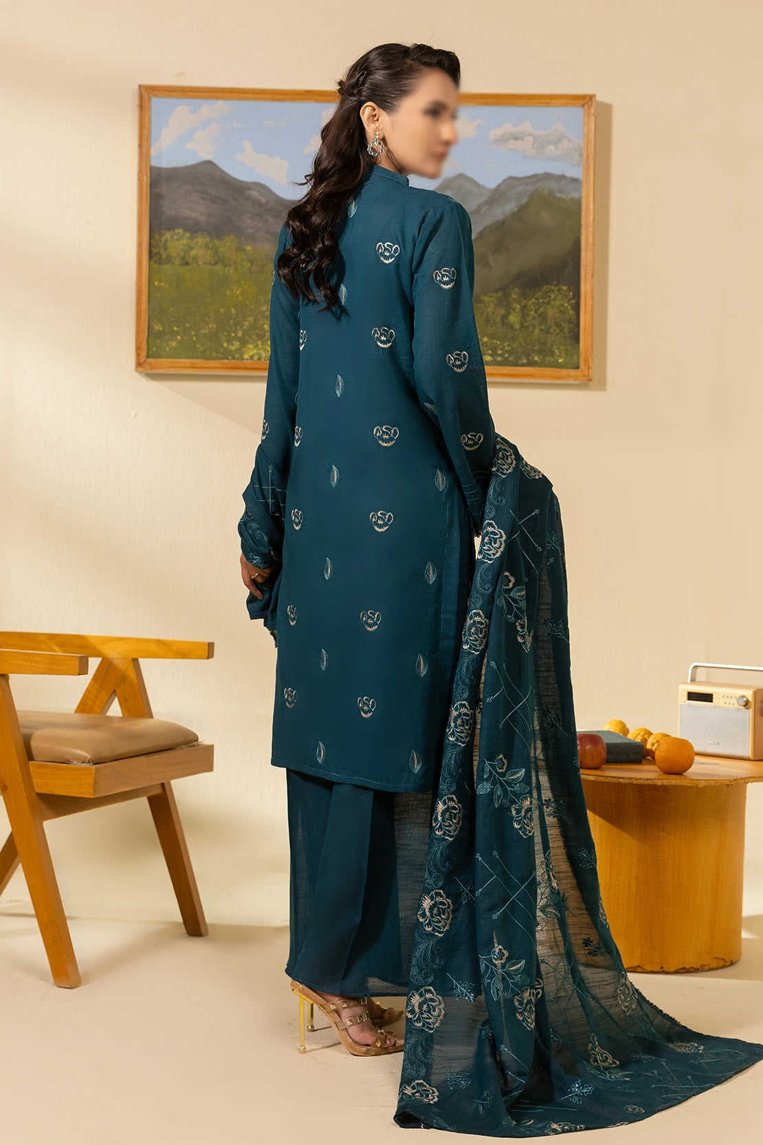 3 Piece - Embroidered Lawn Slub Karandi - Nikhar 106