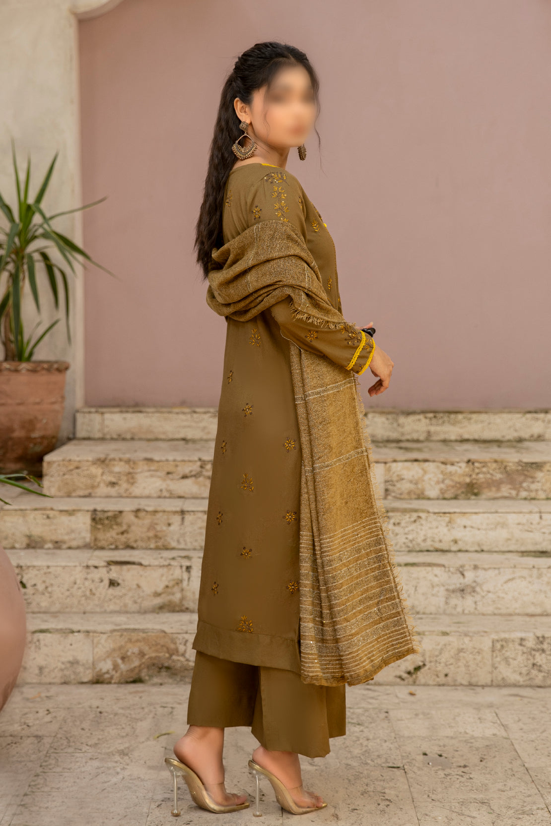 3 Piece - Embroidered Dhanak - Pahnawa 202