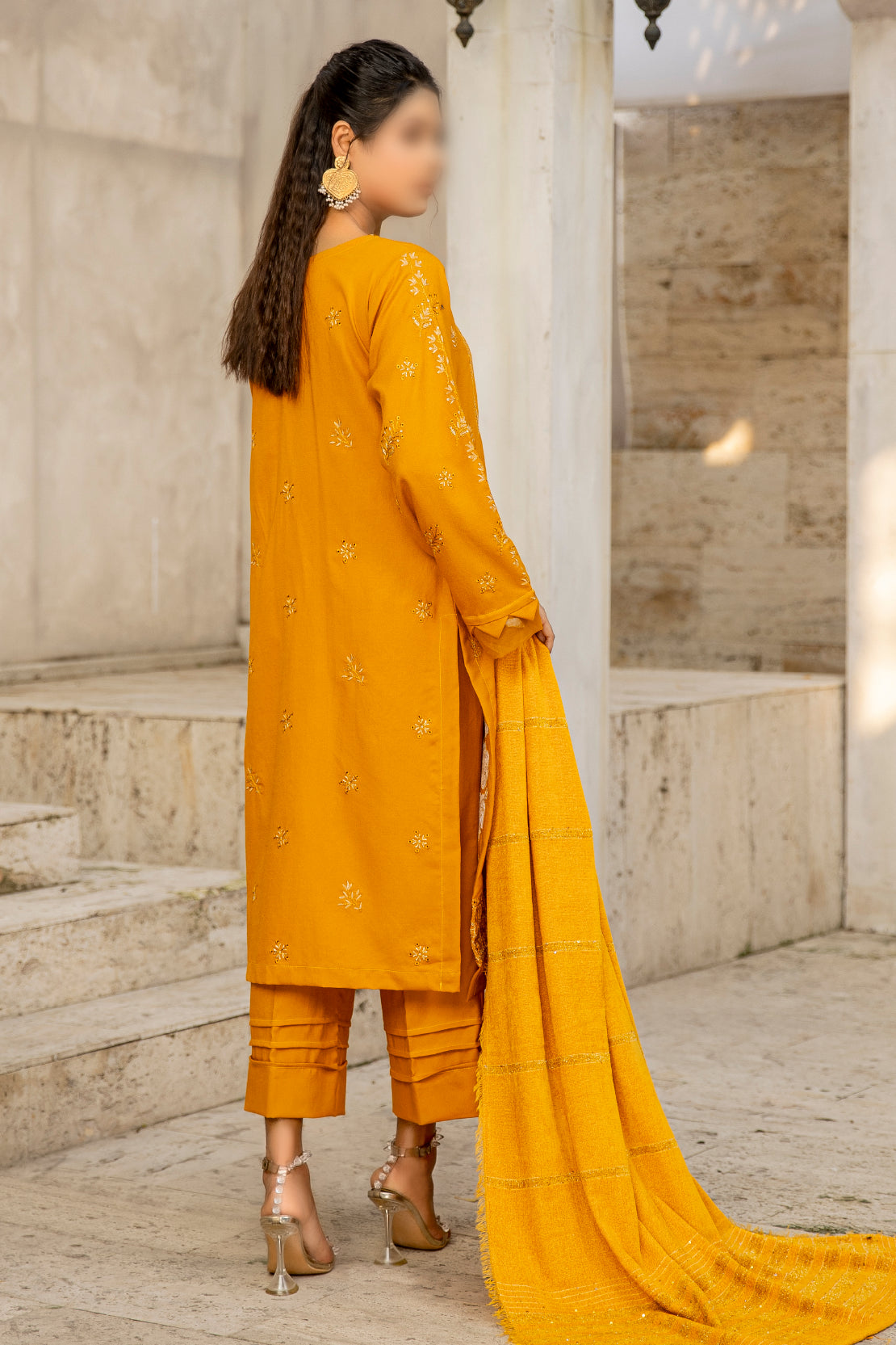 3 Piece - Embroidered Dhanak - Pahnawa 206