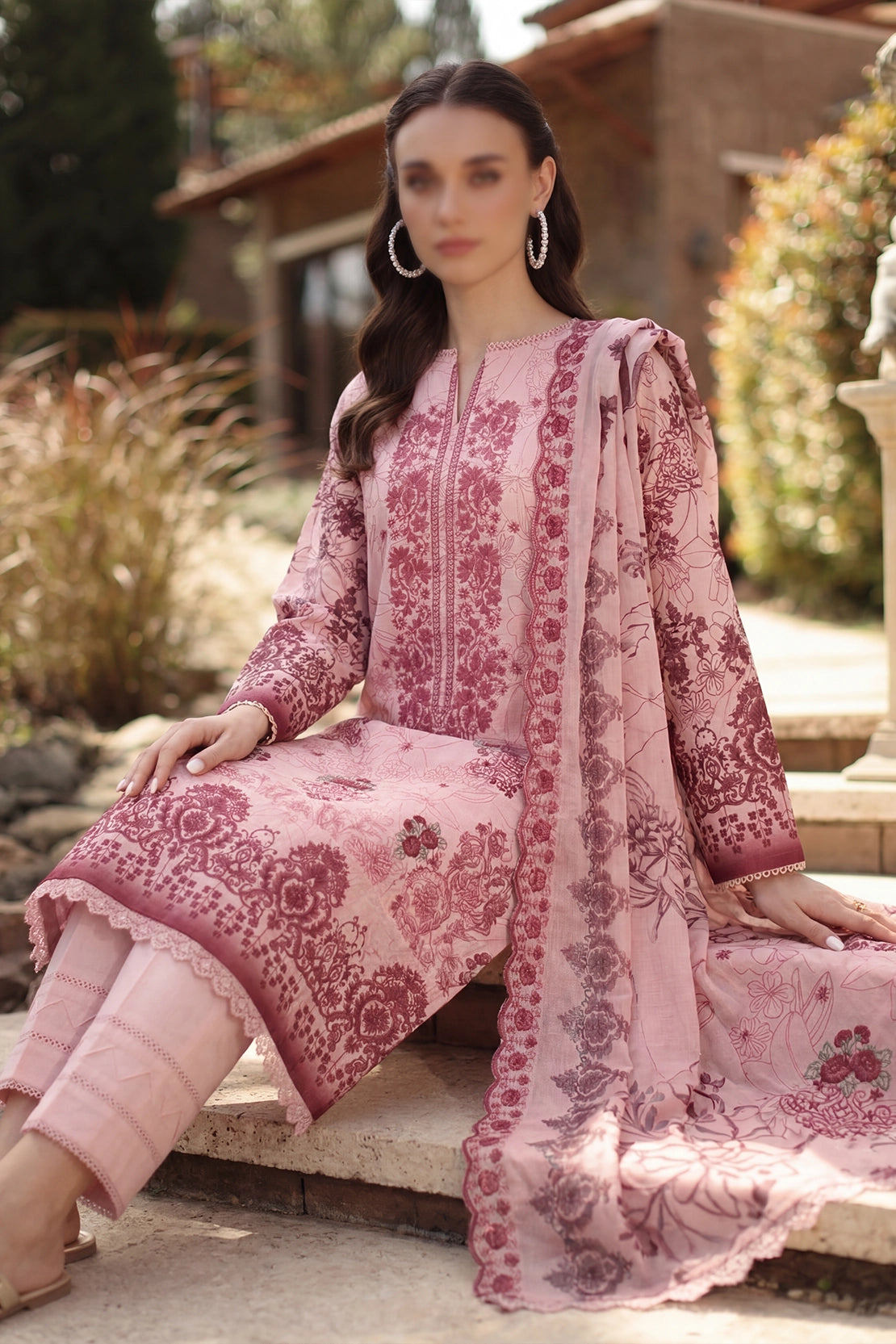 3 Piece - Embroidered Slub Lawn - Qalaa 131
