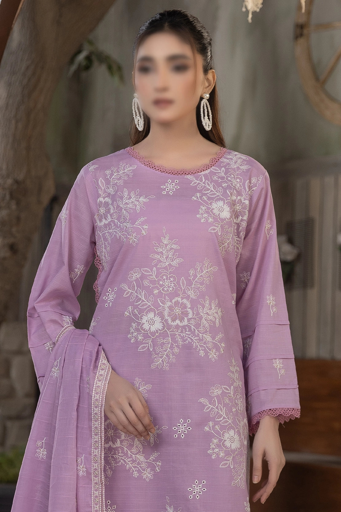 3 Piece - Embroidered Slub Lawn - Reet 108