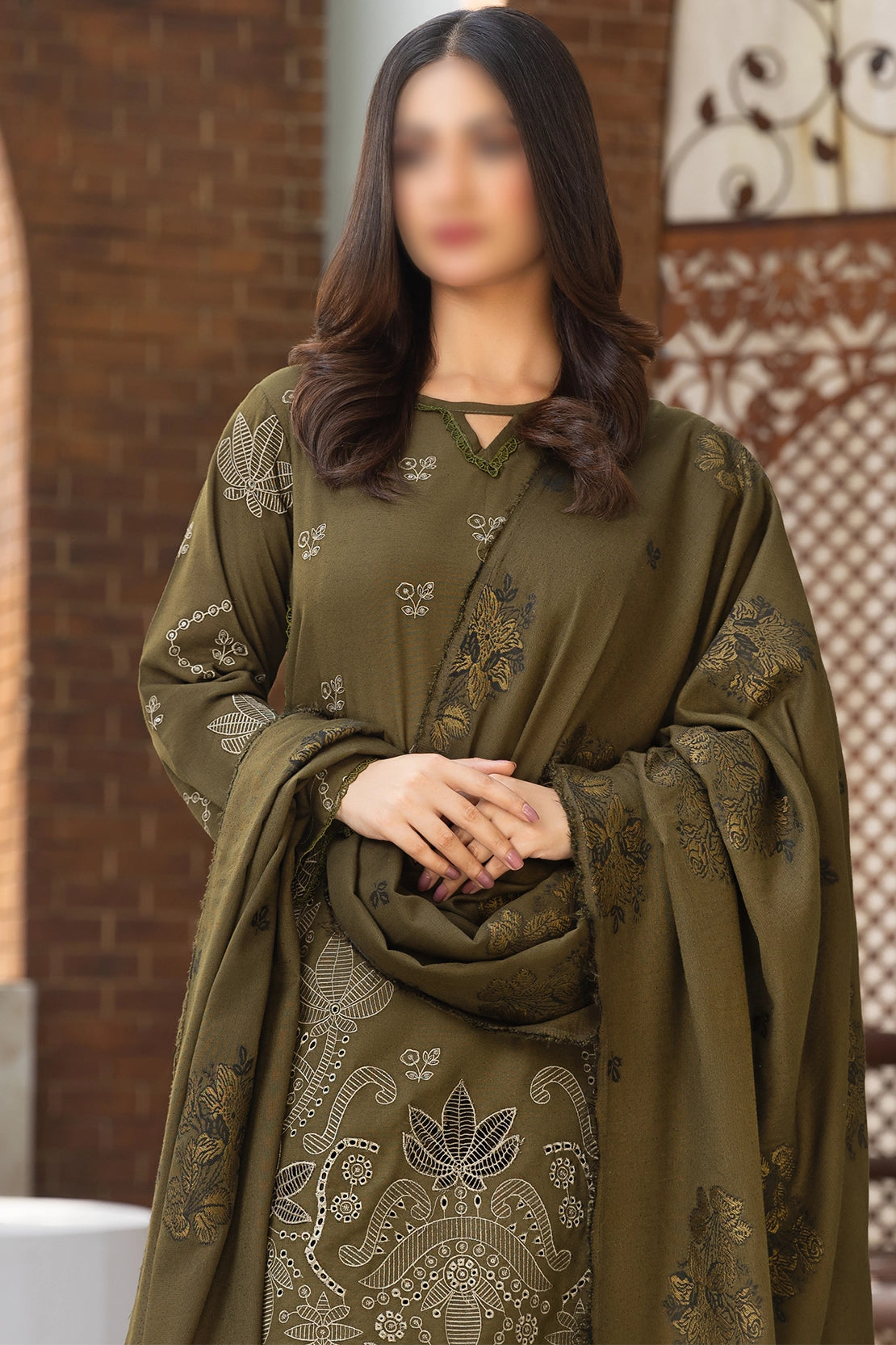 3 Piece - Embroidered Karandi - Riwayat 101