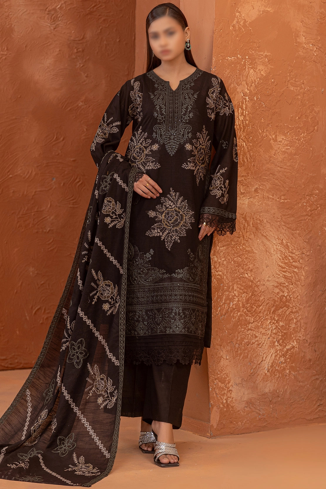 3 Piece - Embroidered Lawn Slub Karandi - Suffuse 101