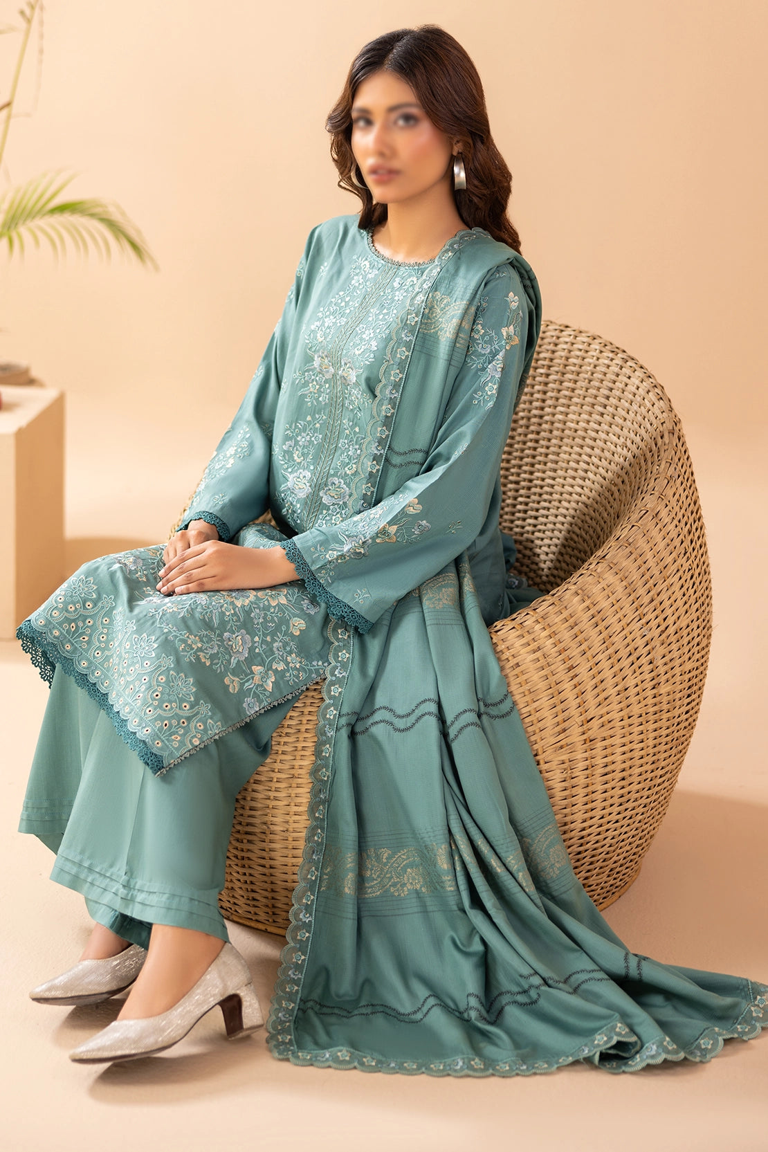 3 Piece - Embroidered Doriya Viscose - Tassur 102