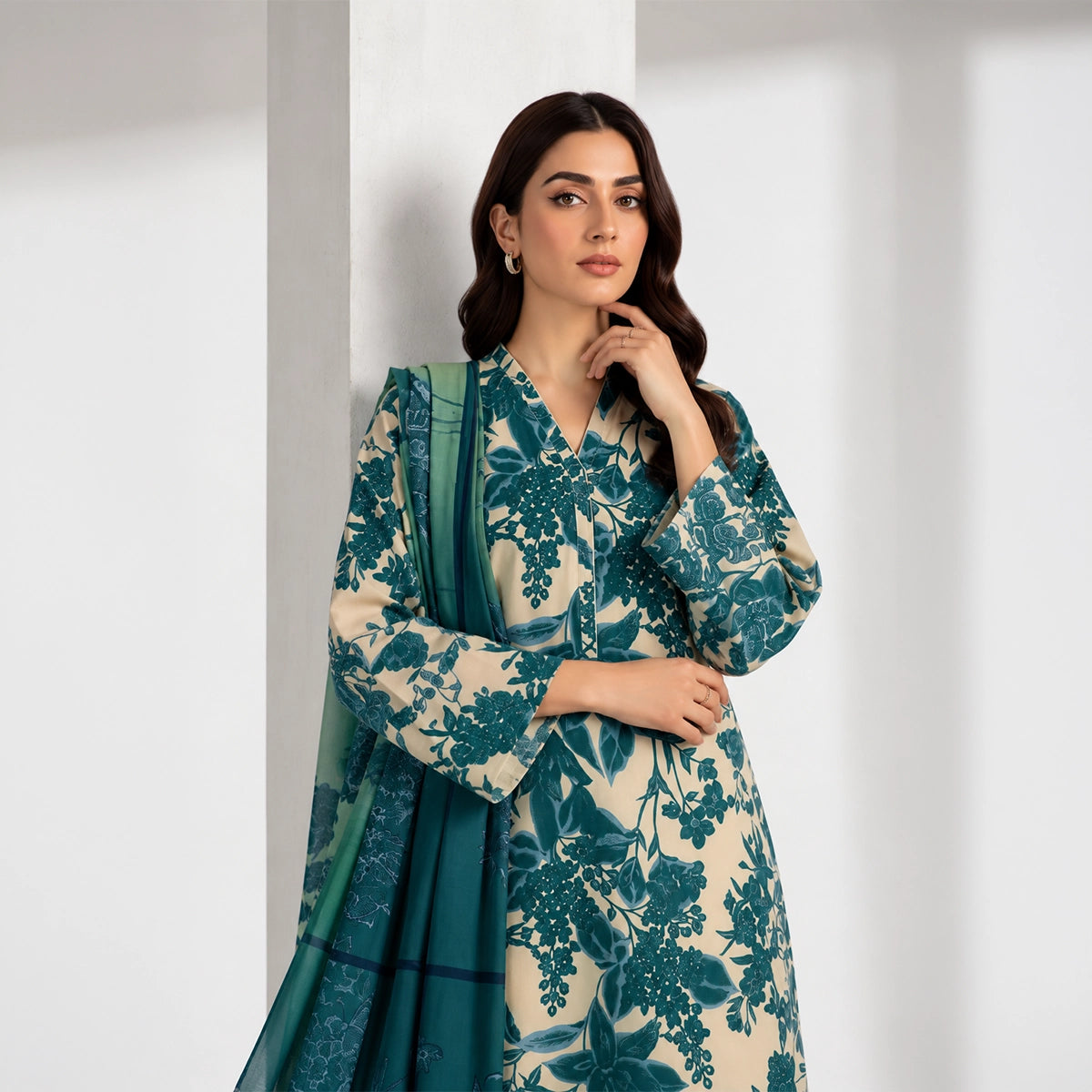 3 Piece - Teal Viscose - D106